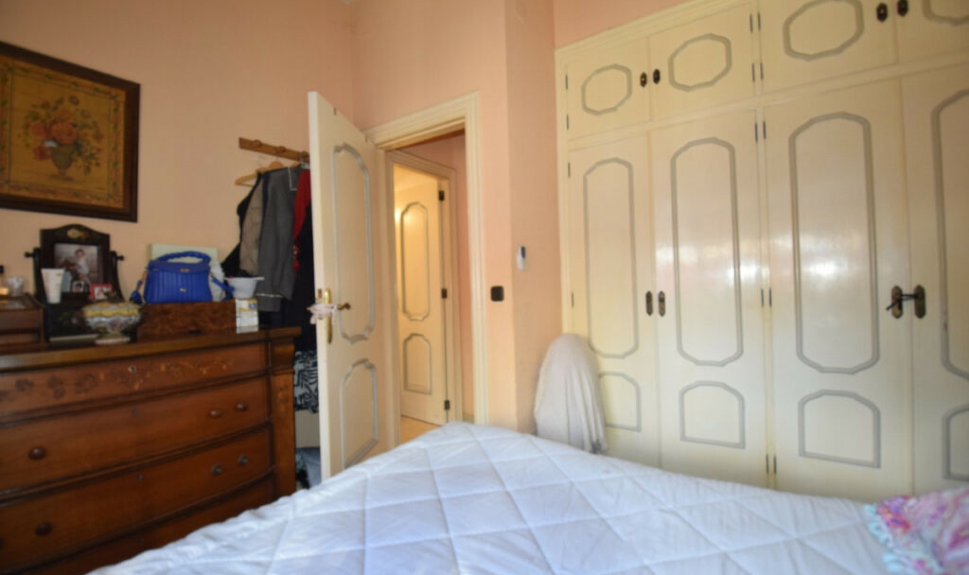 Resale - House -
Torrevieja