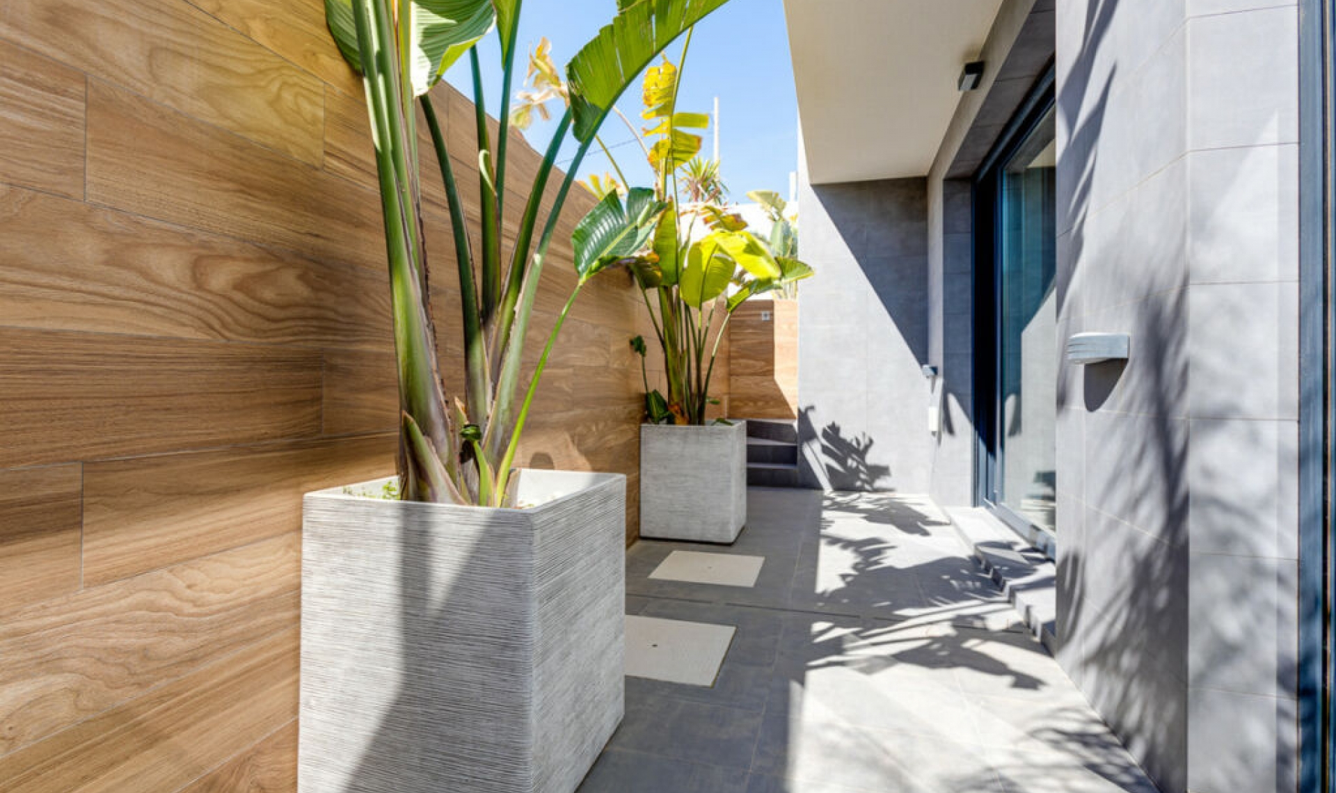 Resale - House -
Torrevieja