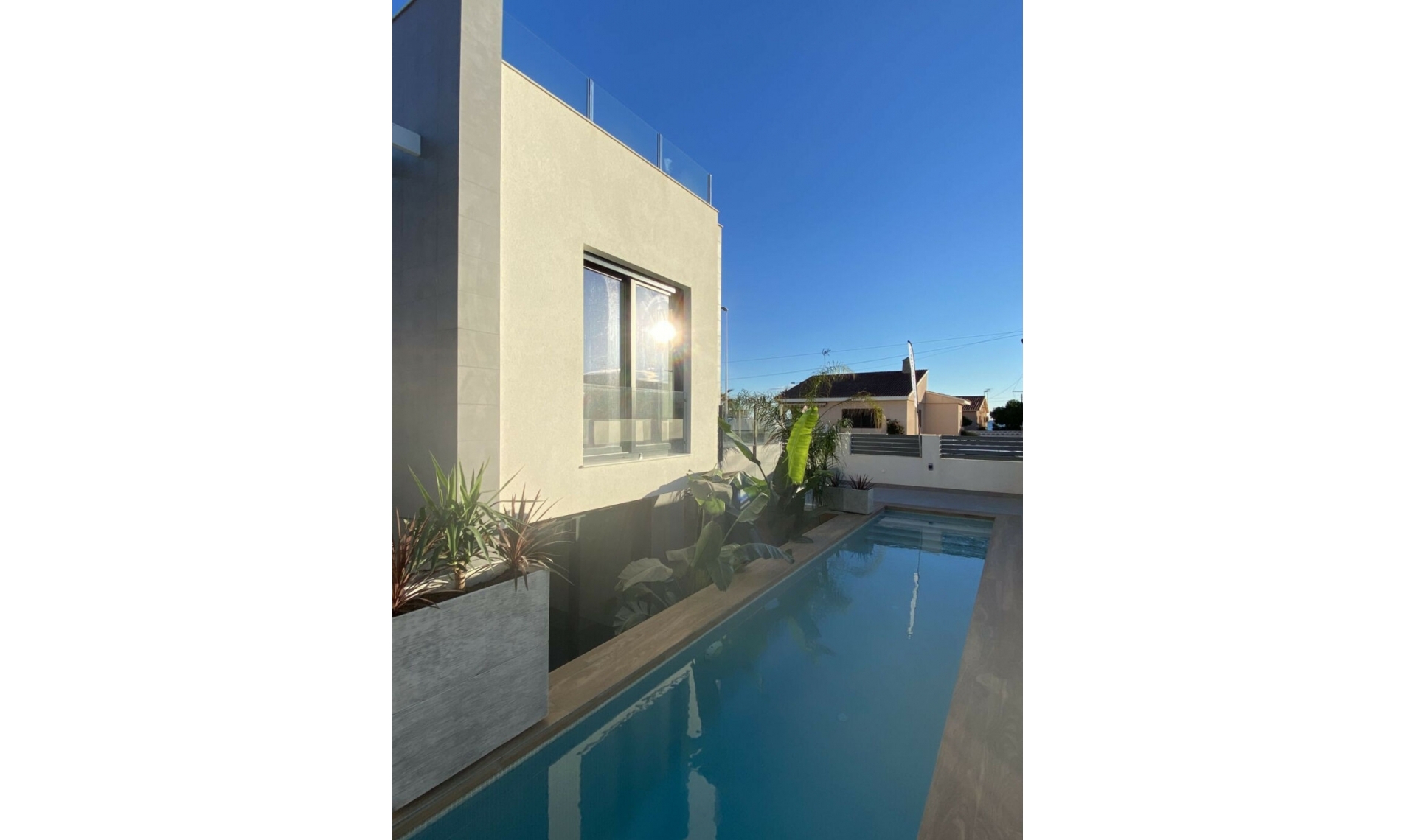 Resale - House -
Torrevieja