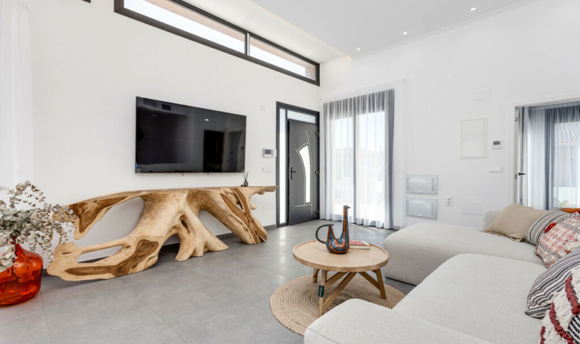 Resale - House -
Torrevieja