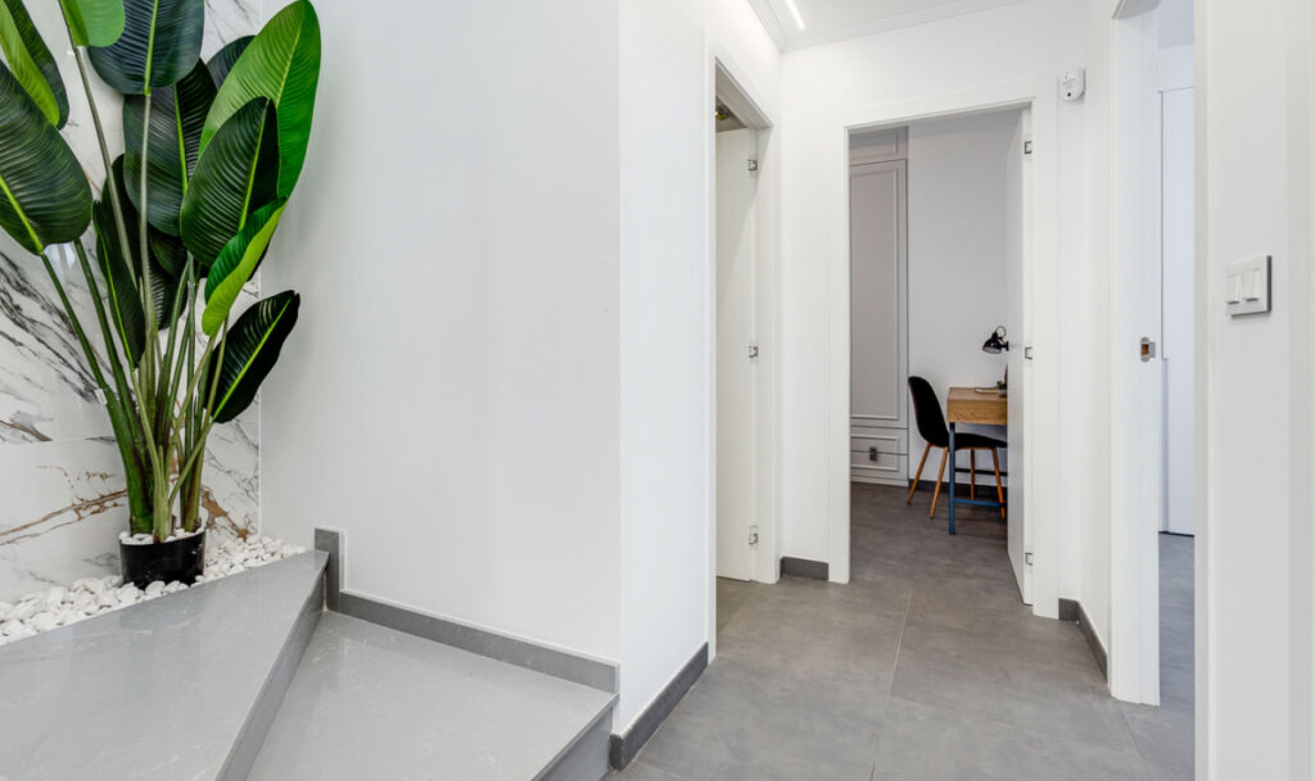 Resale - House -
Torrevieja