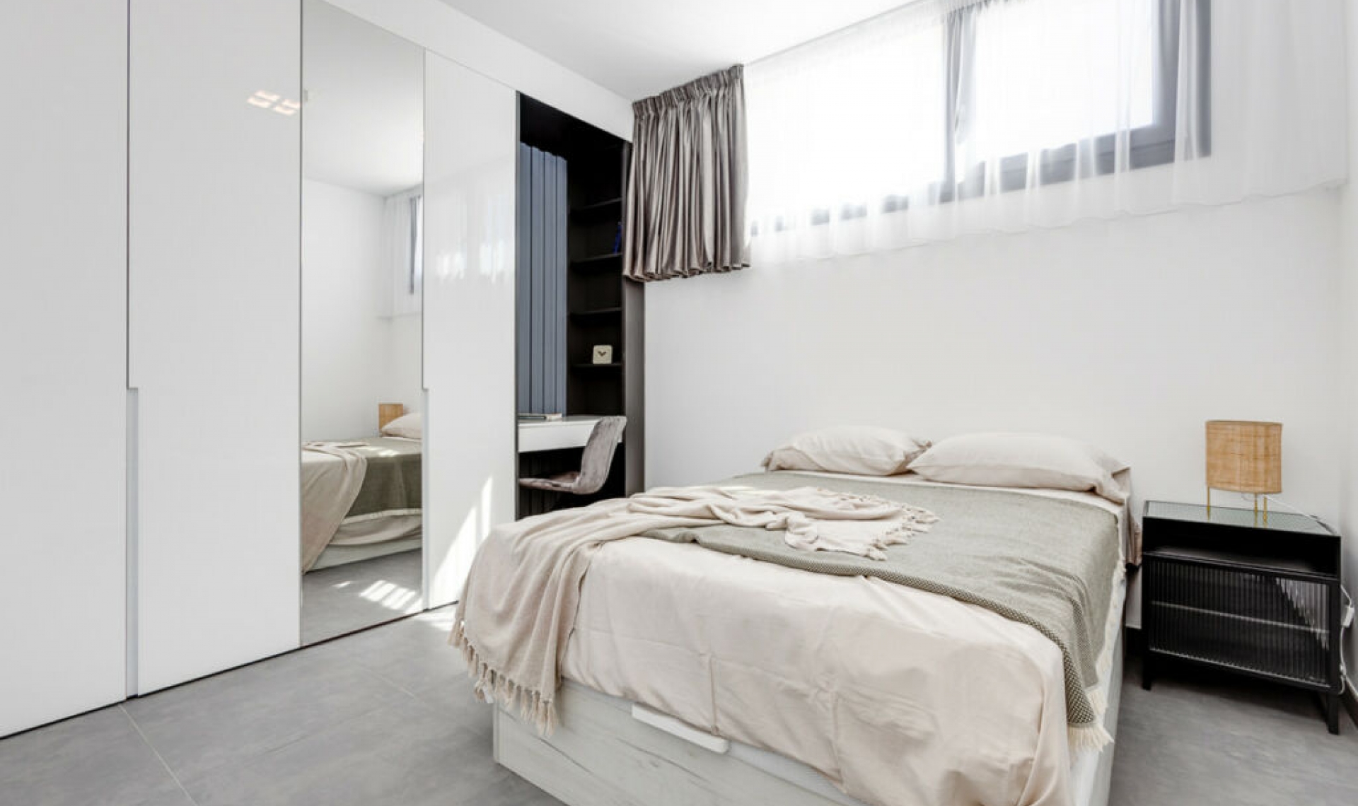 Resale - House -
Torrevieja