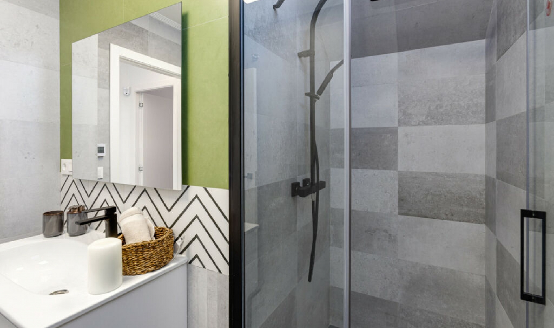 Resale - House -
Torrevieja