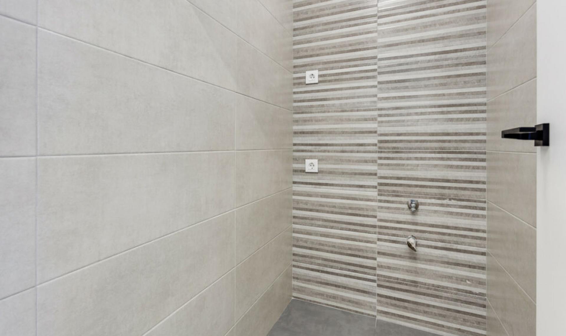 Resale - House -
Torrevieja