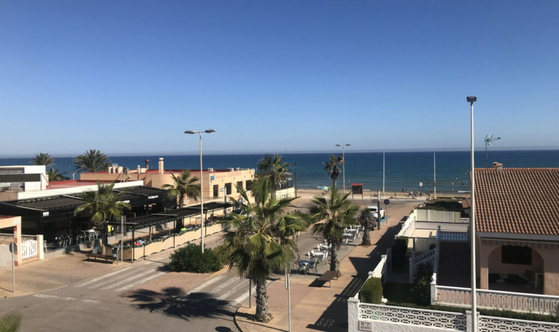 Resale - House -
Torrevieja