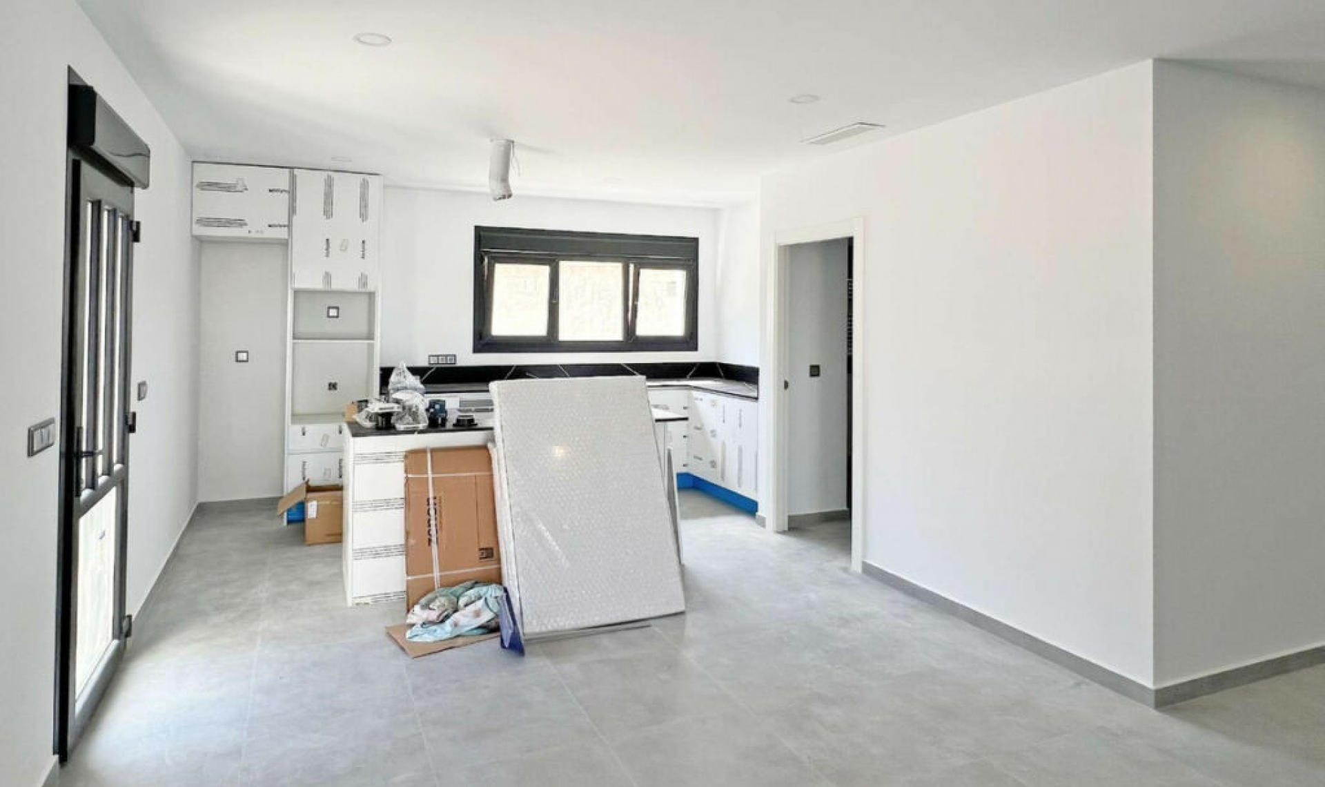 Resale - House -
Torrevieja