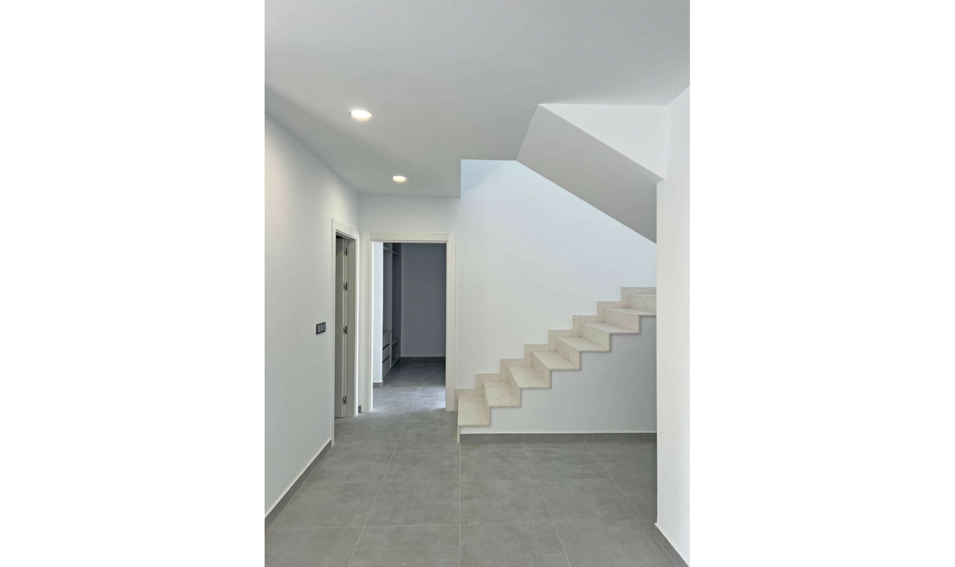 Resale - House -
Torrevieja