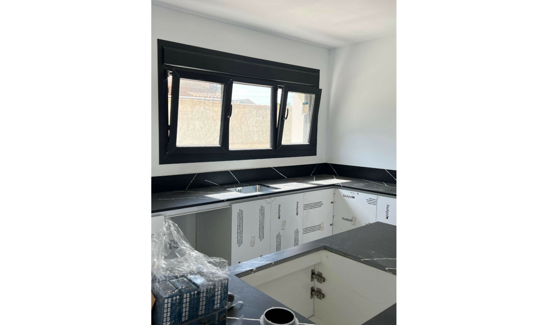 Resale - House -
Torrevieja