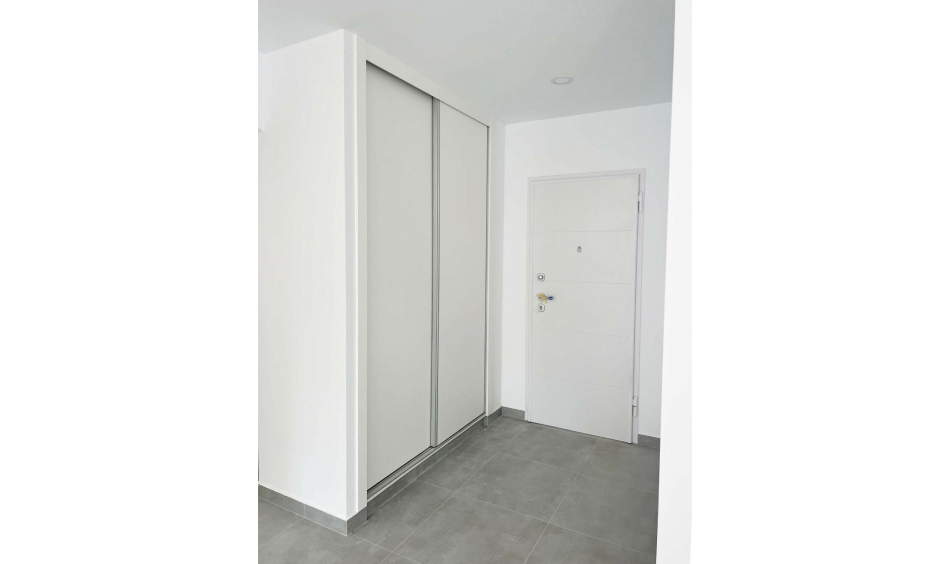 Resale - House -
Torrevieja