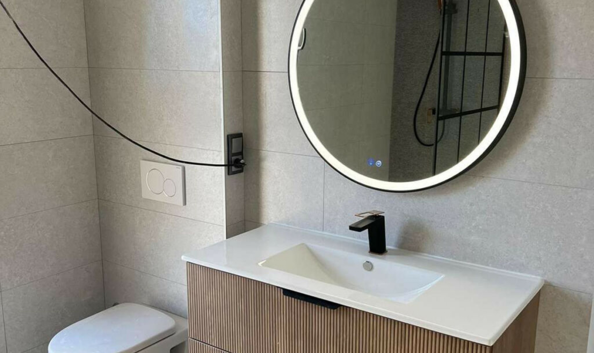 Resale - House -
Torrevieja