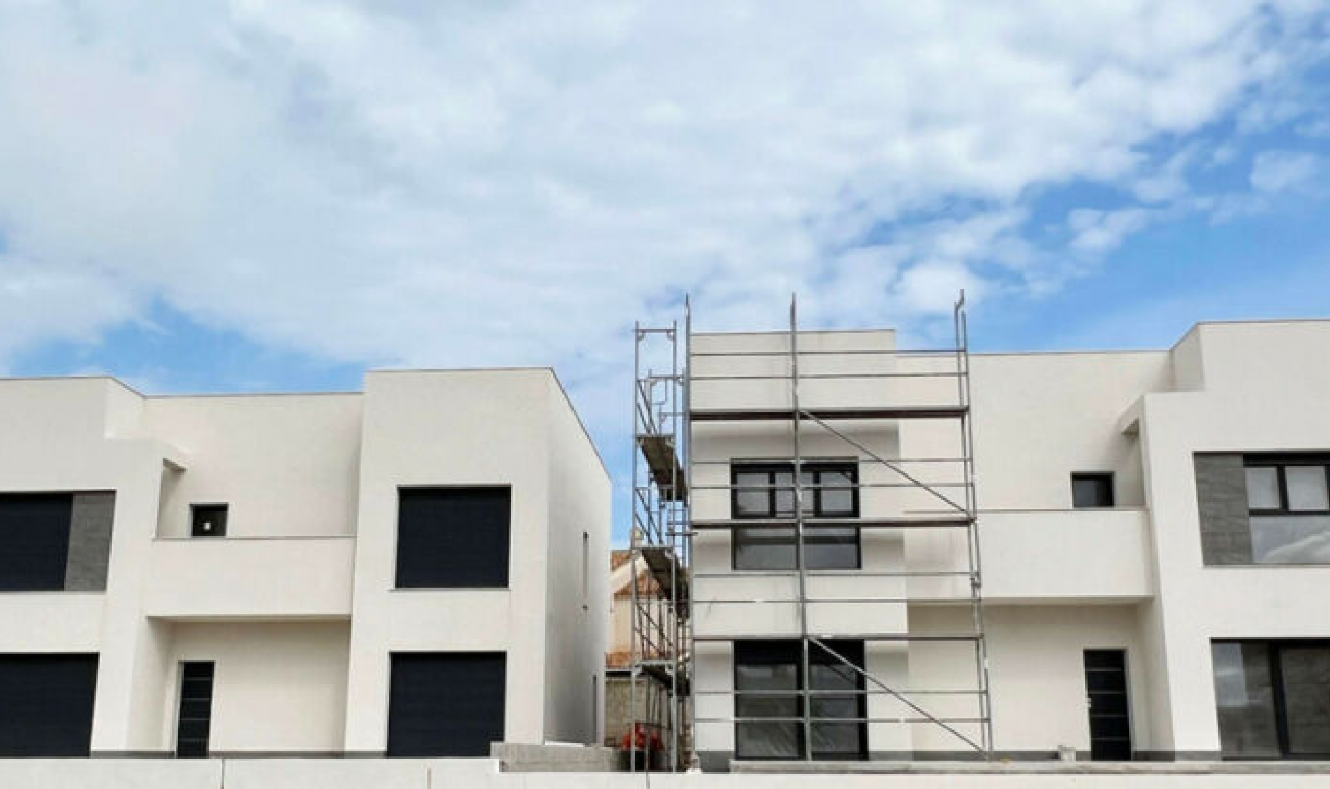 Resale - House -
Torrevieja