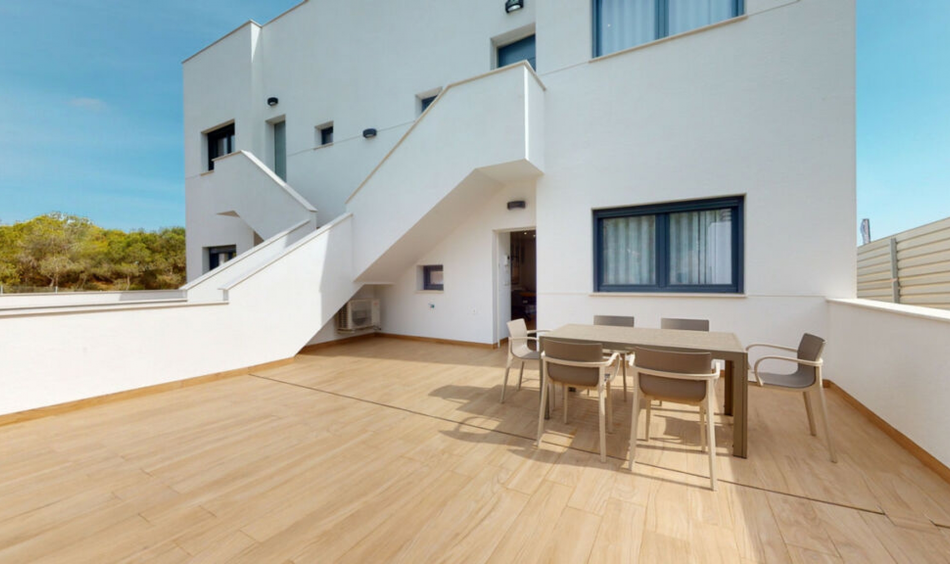 Resale - House -
Torrevieja