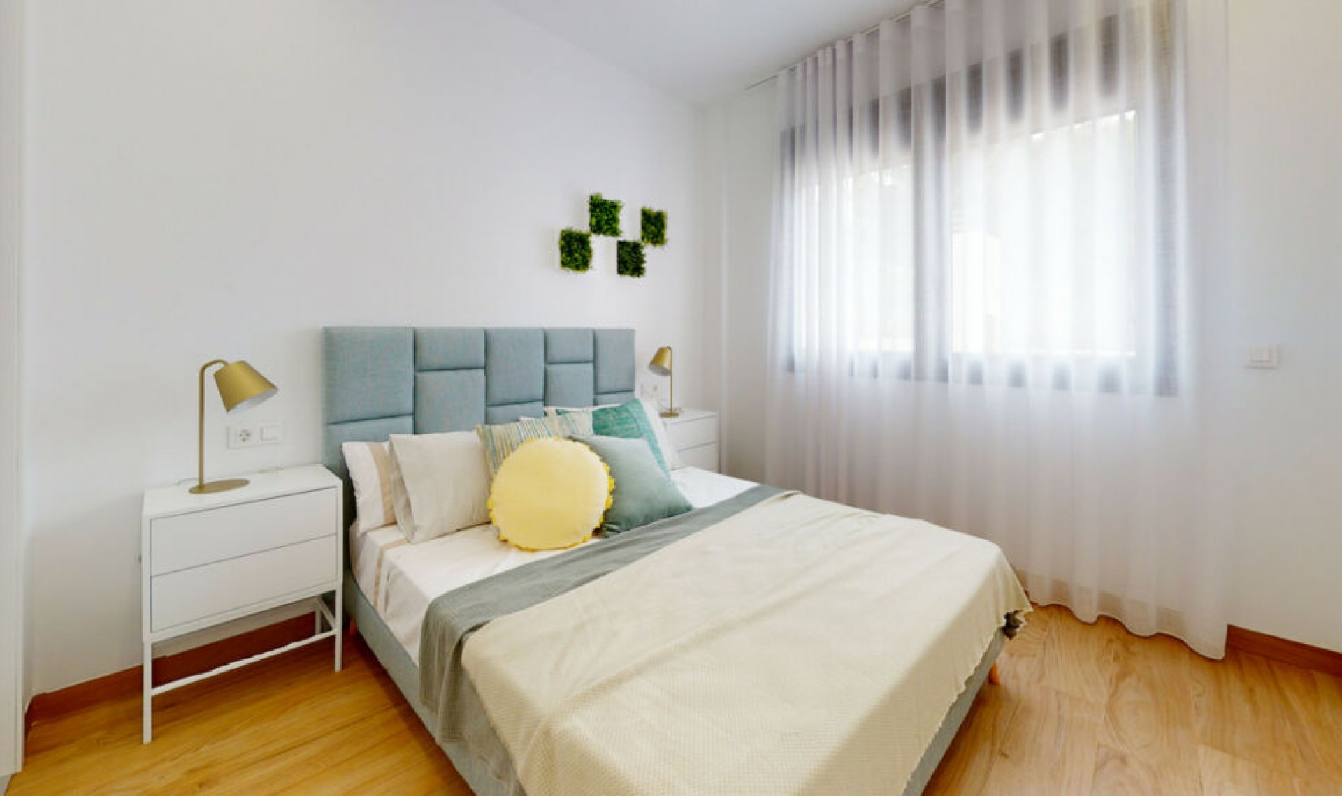 Resale - House -
Torrevieja