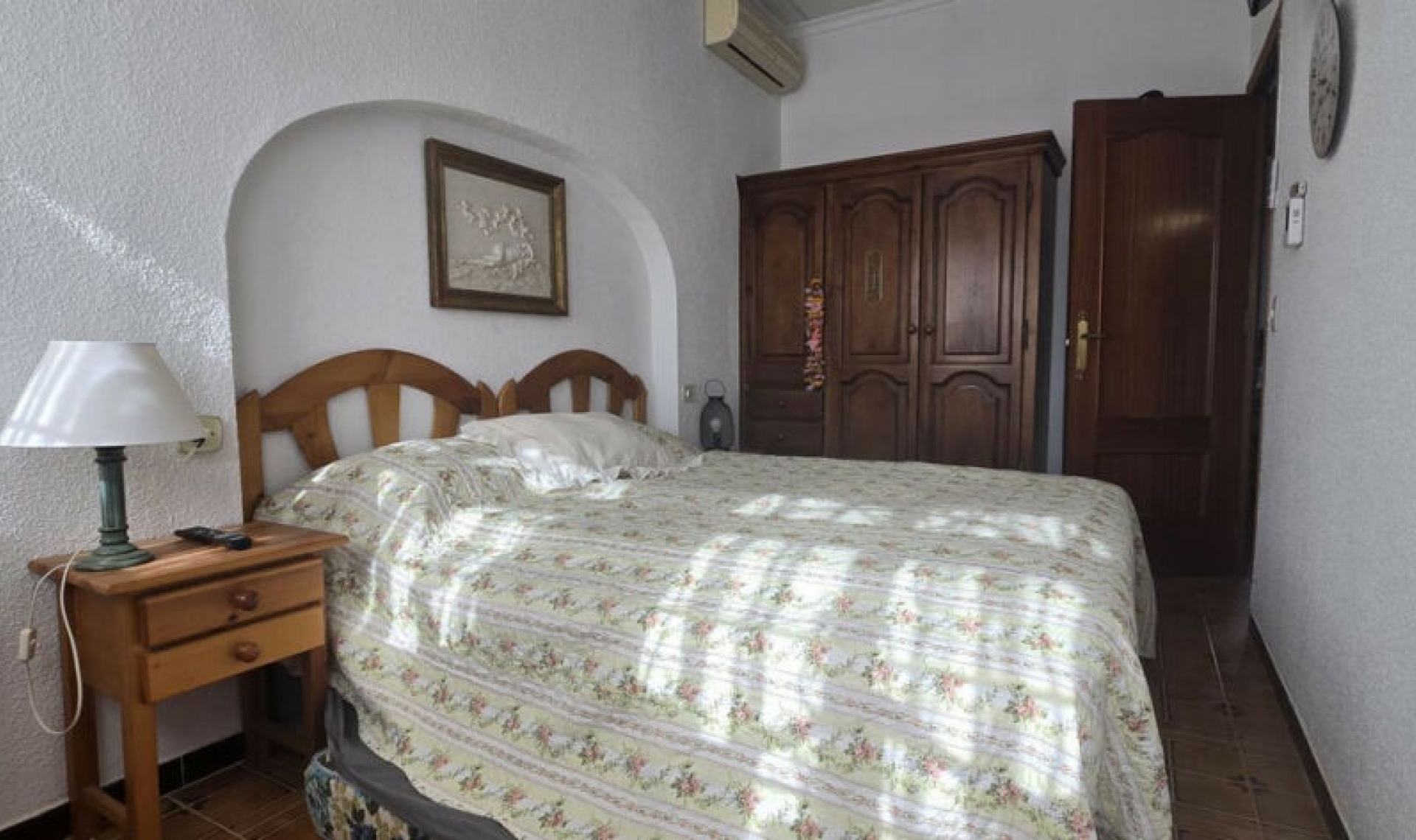 Resale - House -
Torrevieja