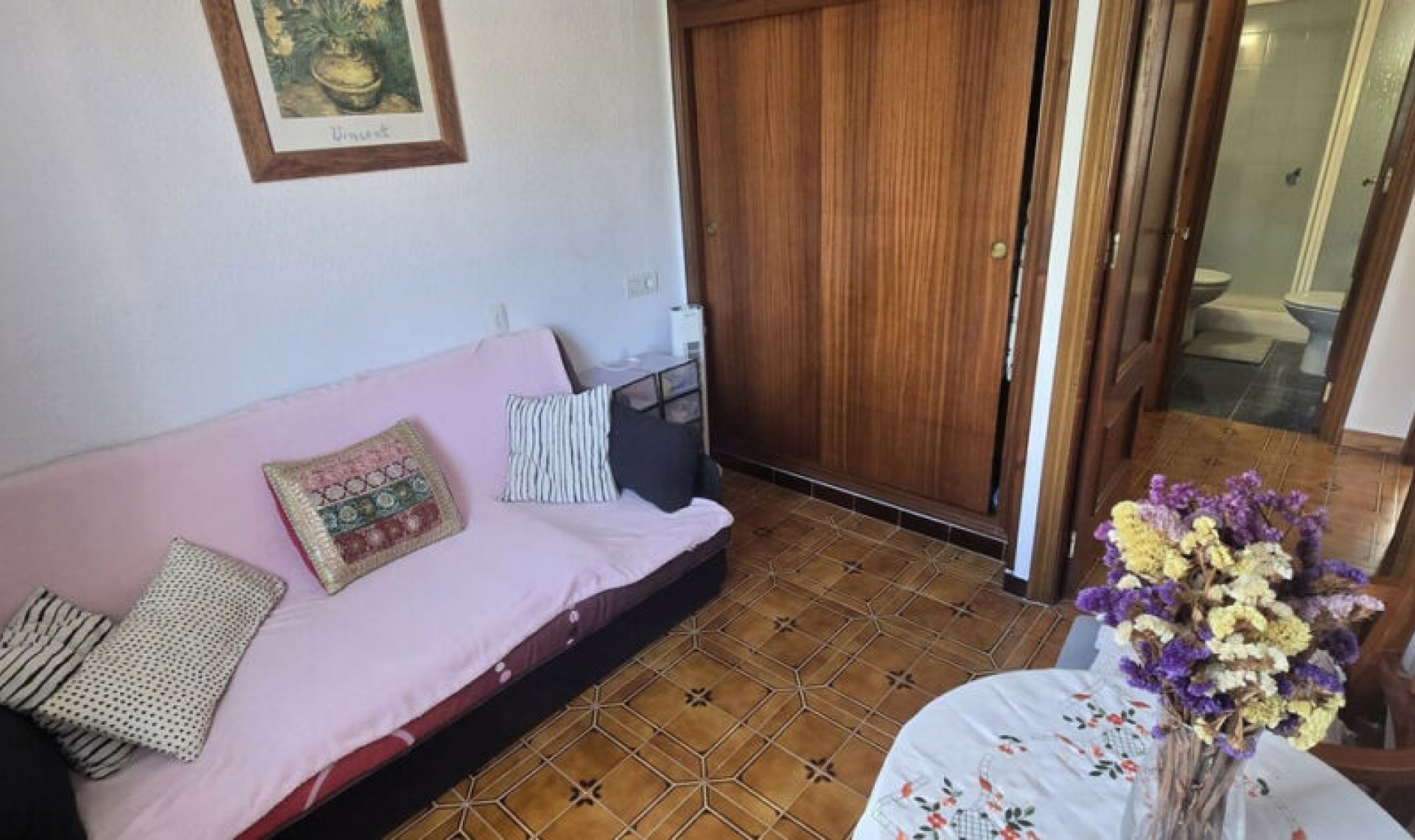 Resale - House -
Torrevieja