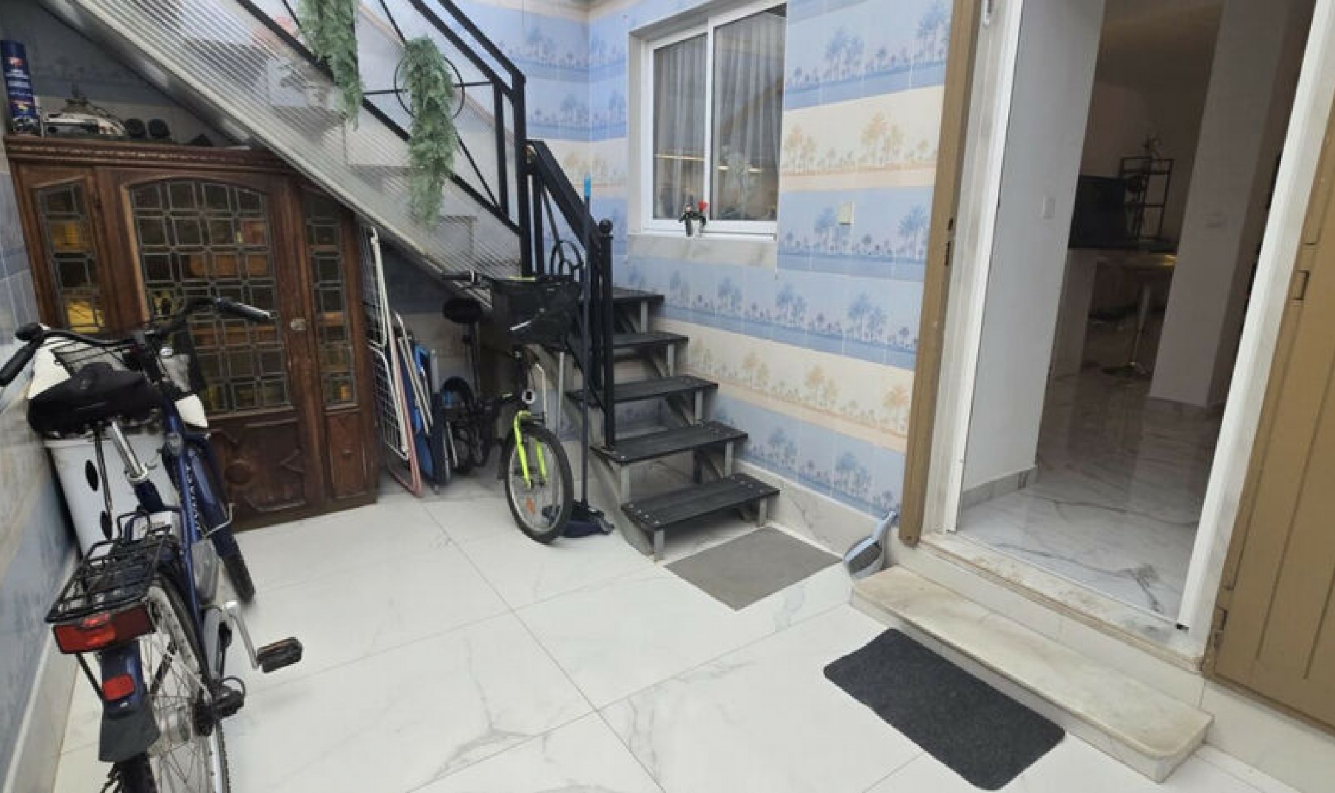 Resale - House -
Torrevieja