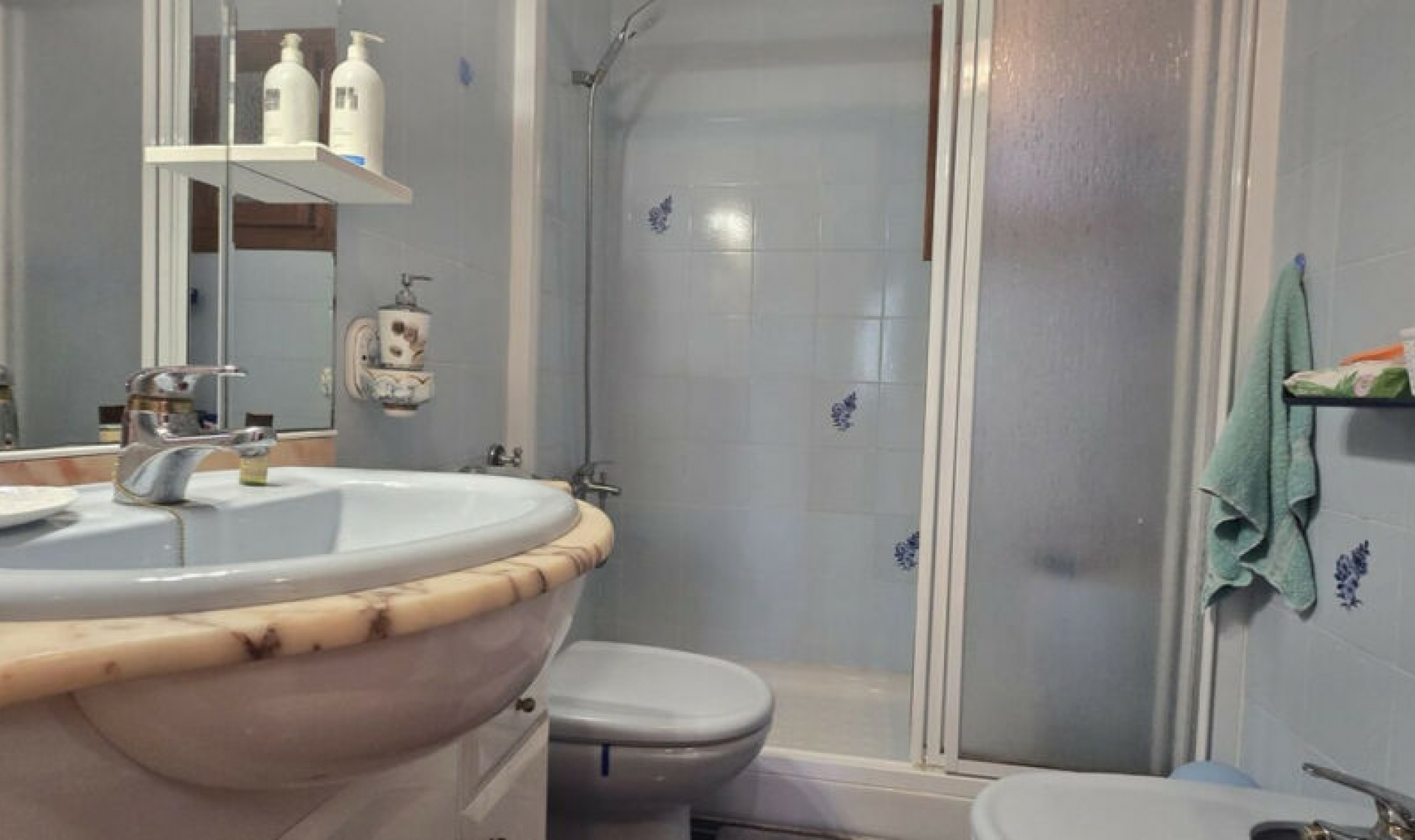 Resale - House -
Torrevieja