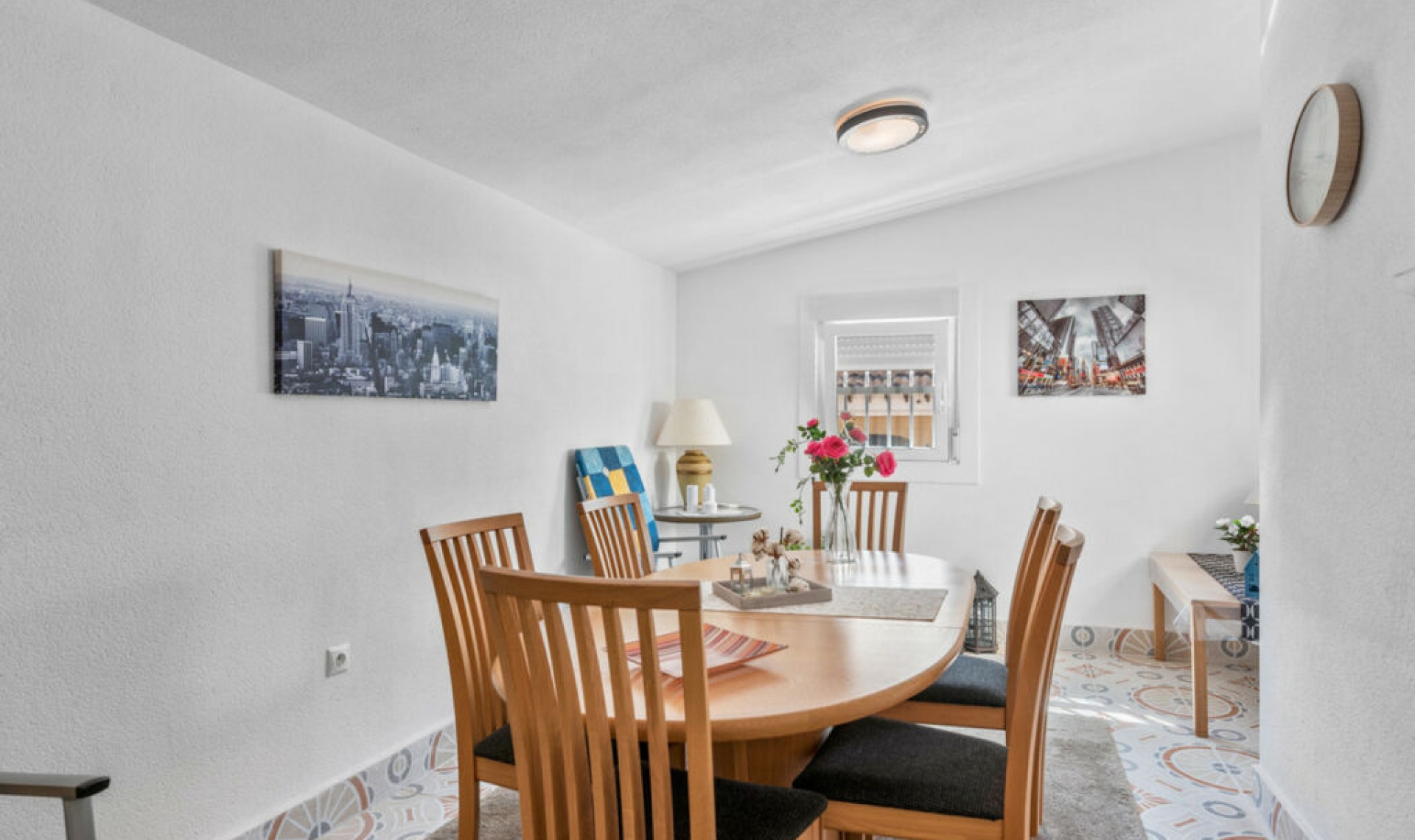 Resale - House -
Torrevieja