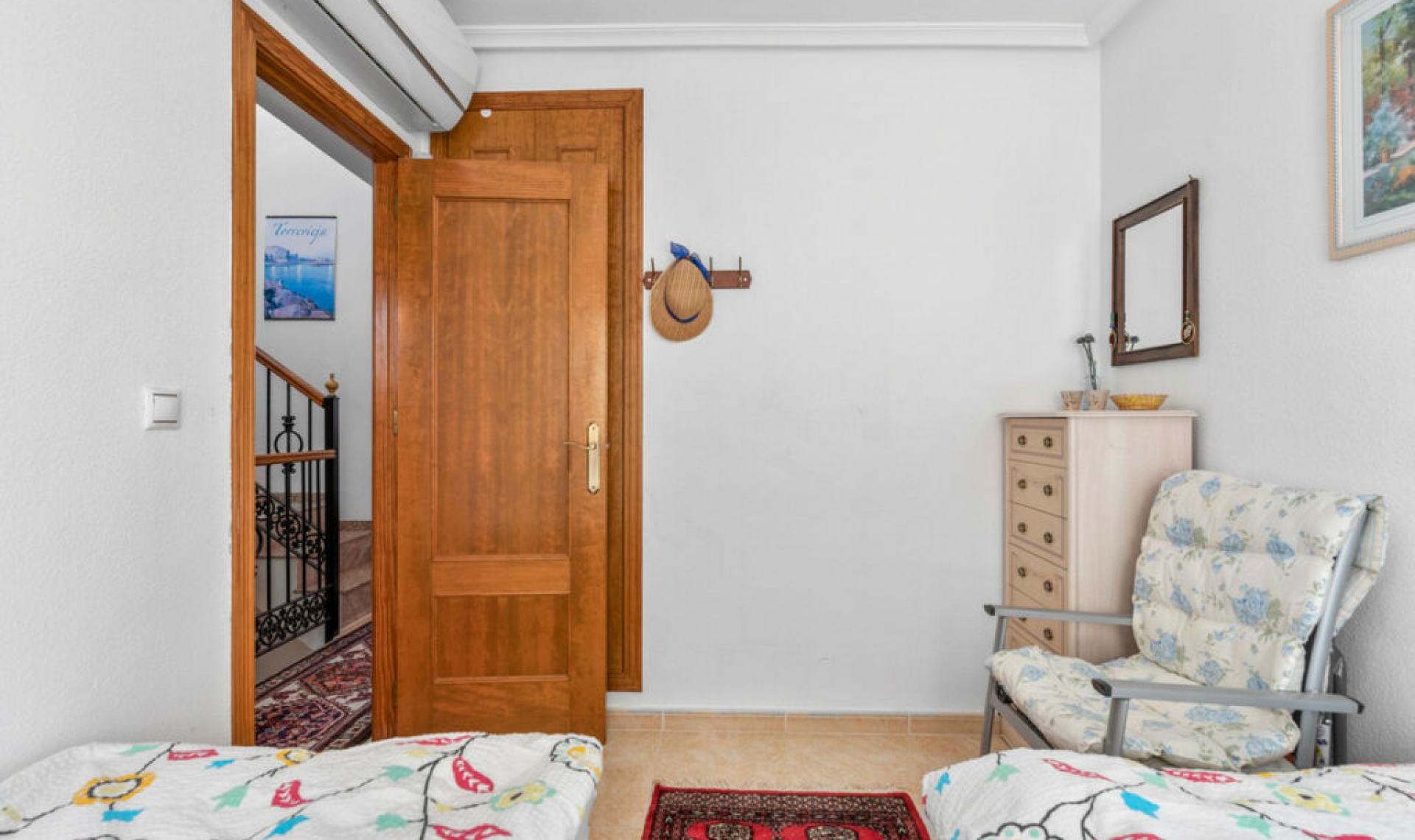 Resale - House -
Torrevieja