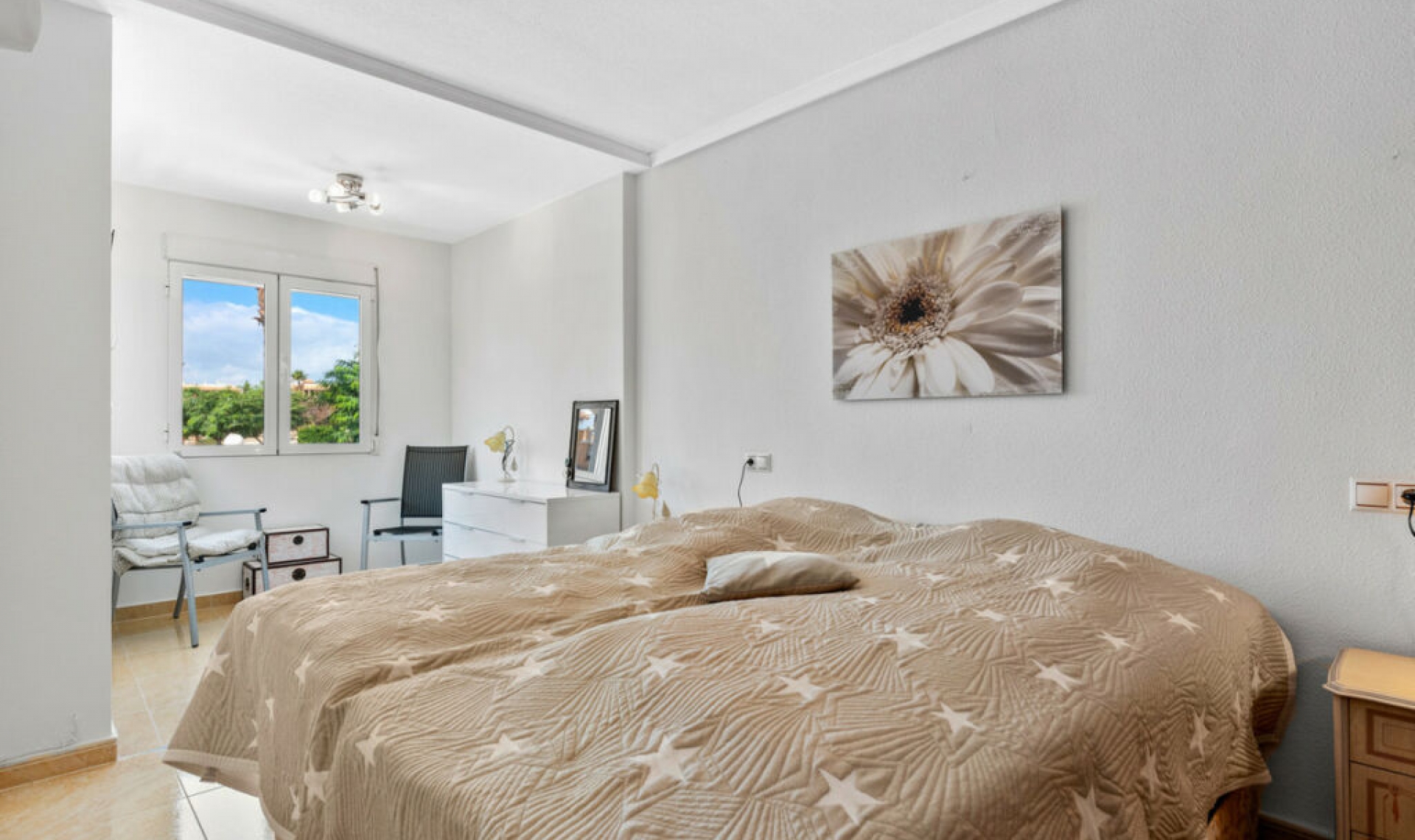 Resale - House -
Torrevieja