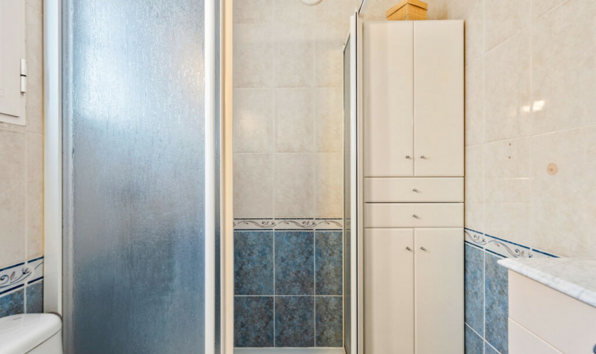 Resale - House -
Torrevieja