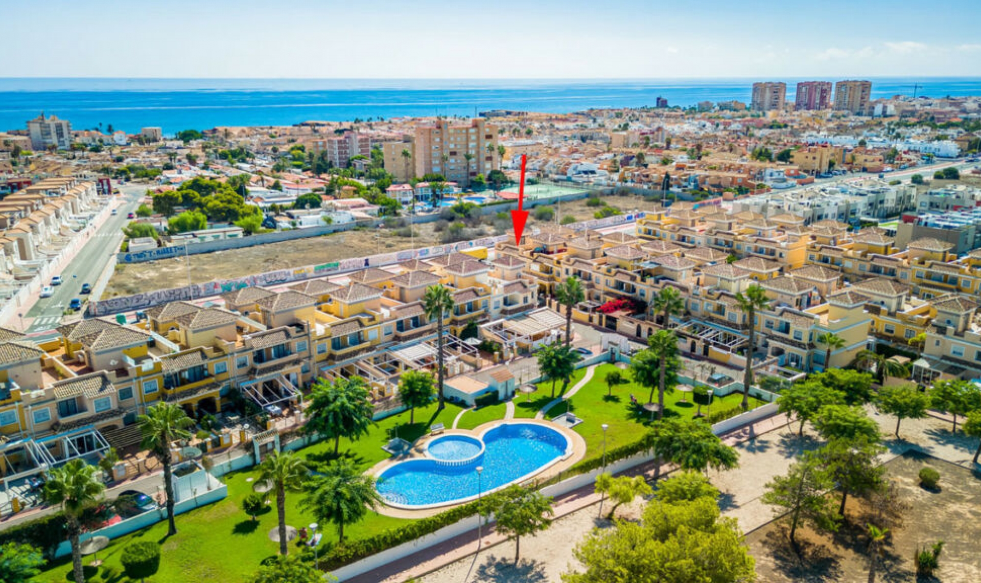 Resale - House -
Torrevieja