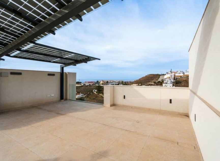 Resale - House -
Torrox Costa