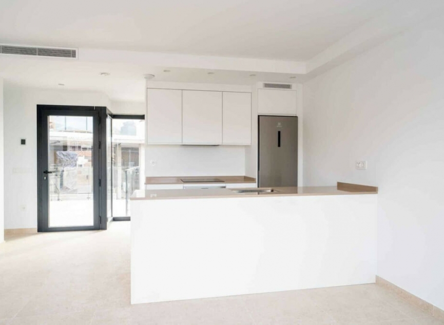 Resale - House -
Torrox Costa