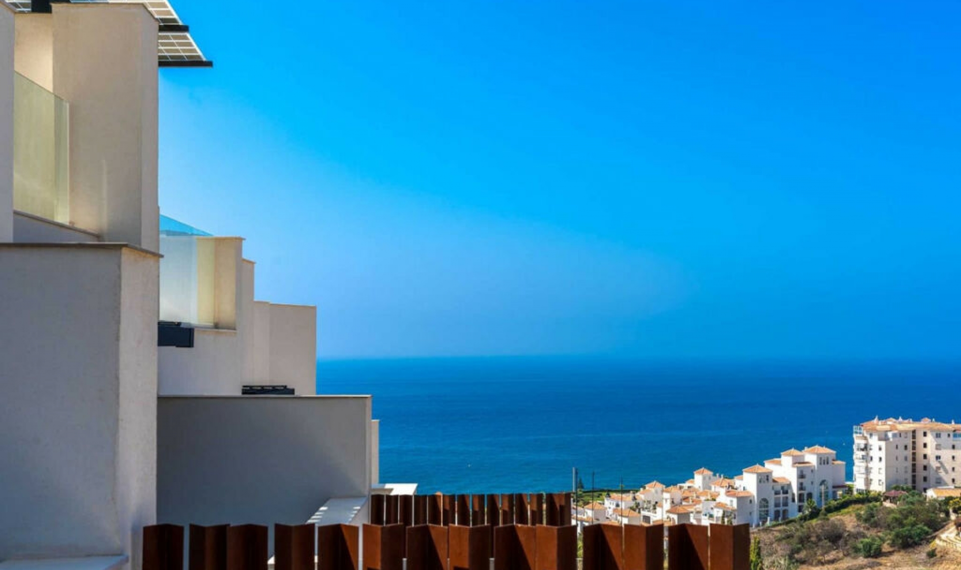 Resale - House -
Torrox Costa