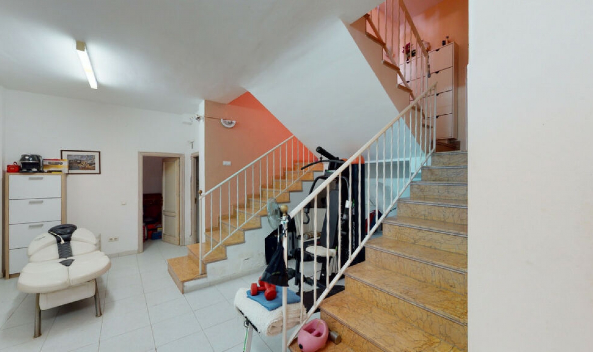 Resale - House -
Torrox Costa