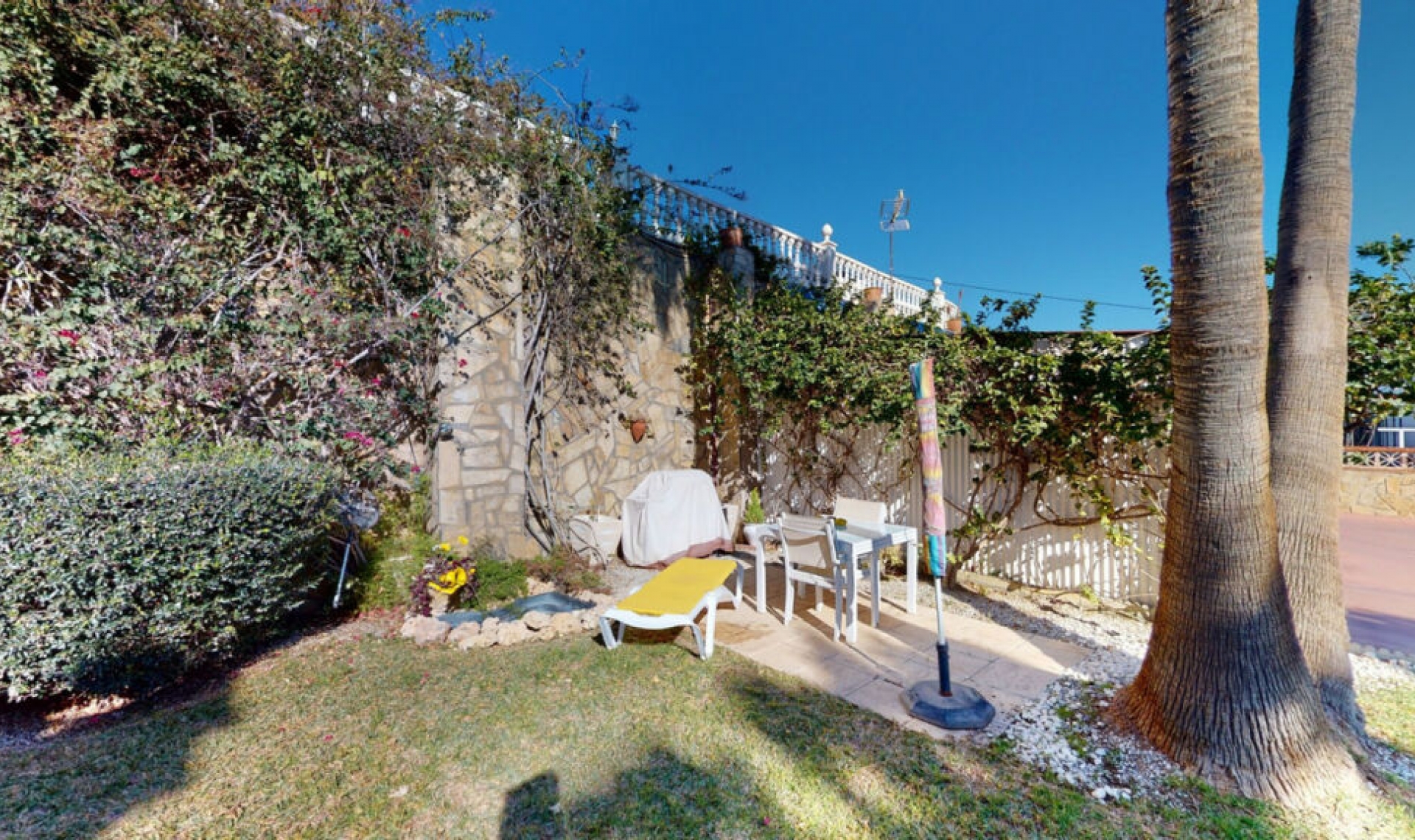 Resale - House -
Torrox Costa