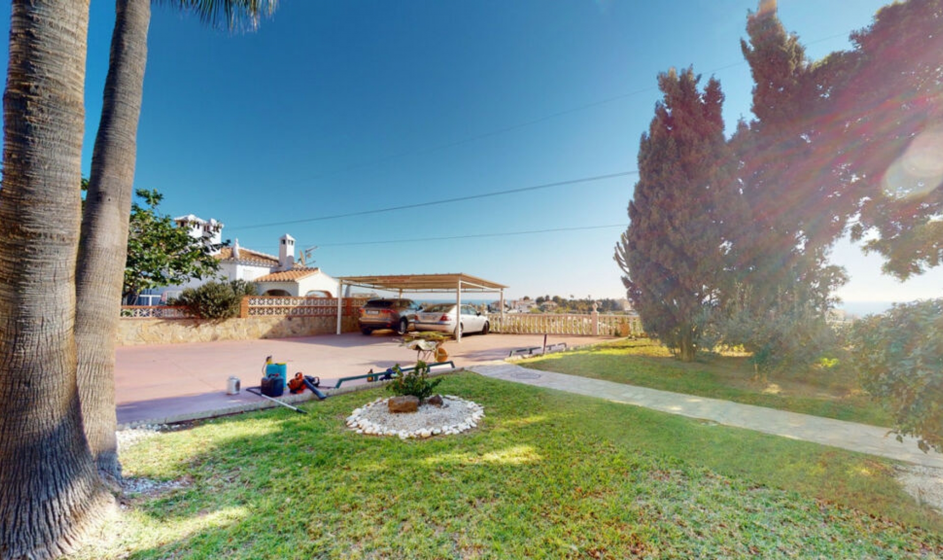 Resale - House -
Torrox Costa