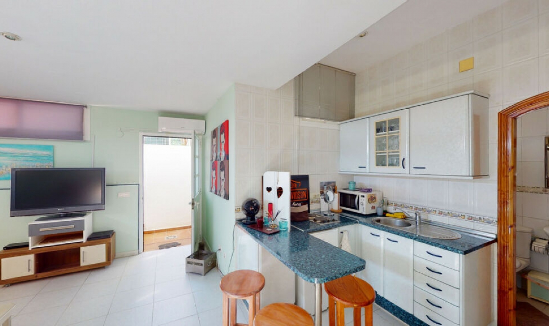 Resale - House -
Torrox Costa