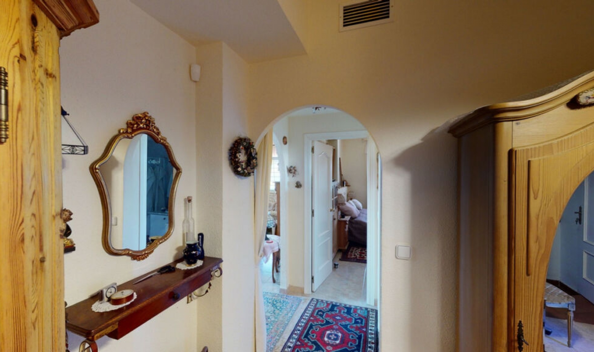 Resale - House -
Torrox Costa