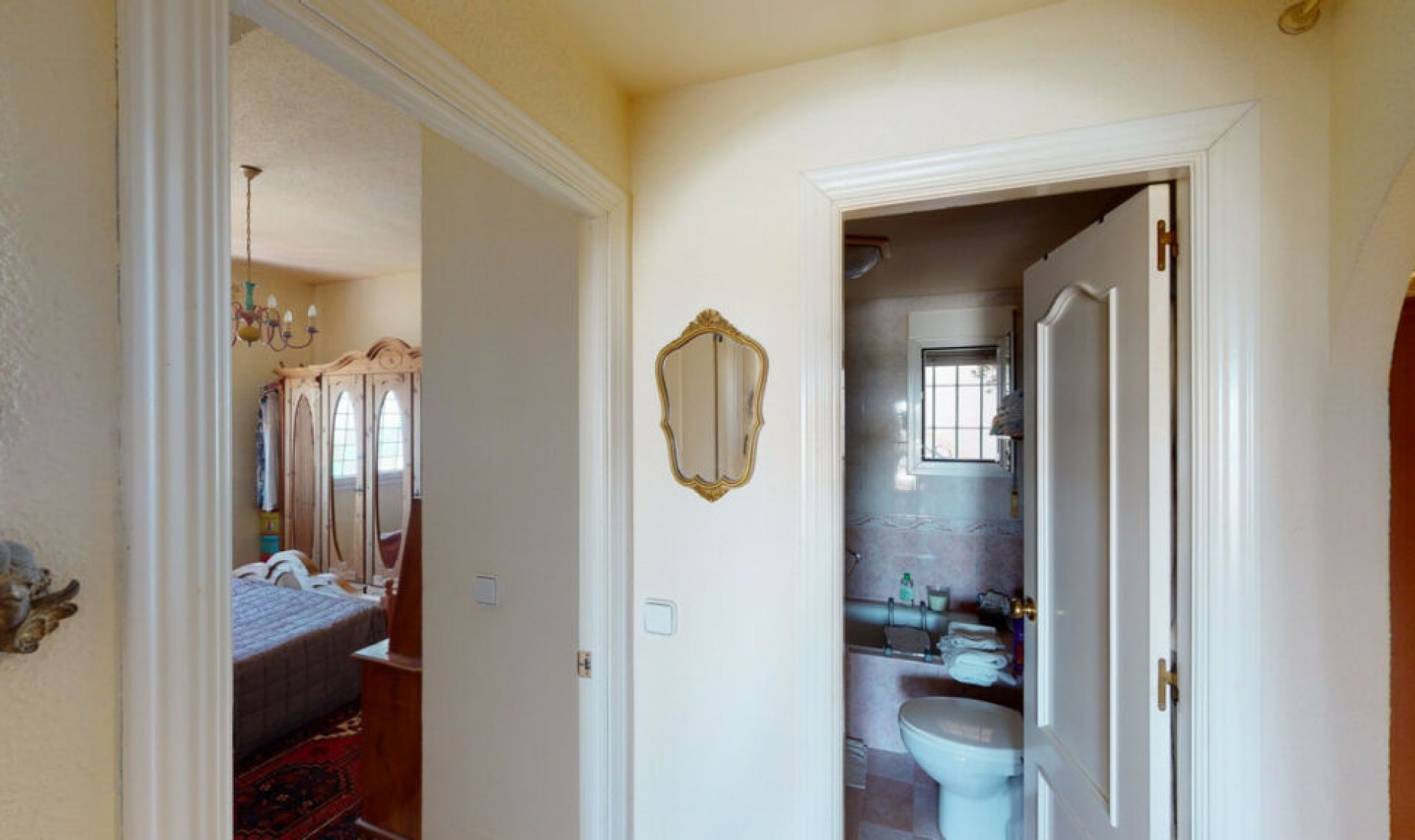 Resale - House -
Torrox Costa