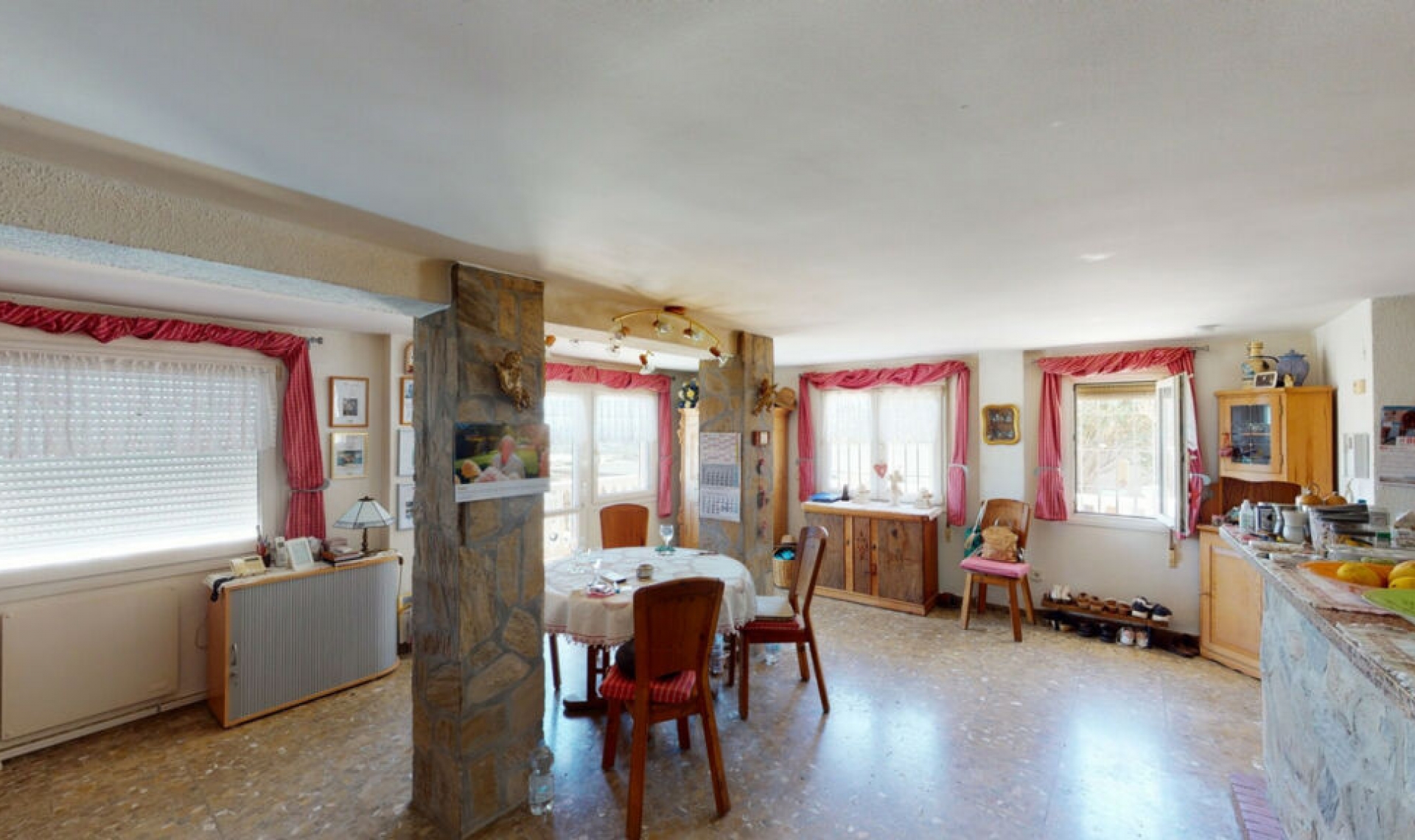 Resale - House -
Torrox Costa