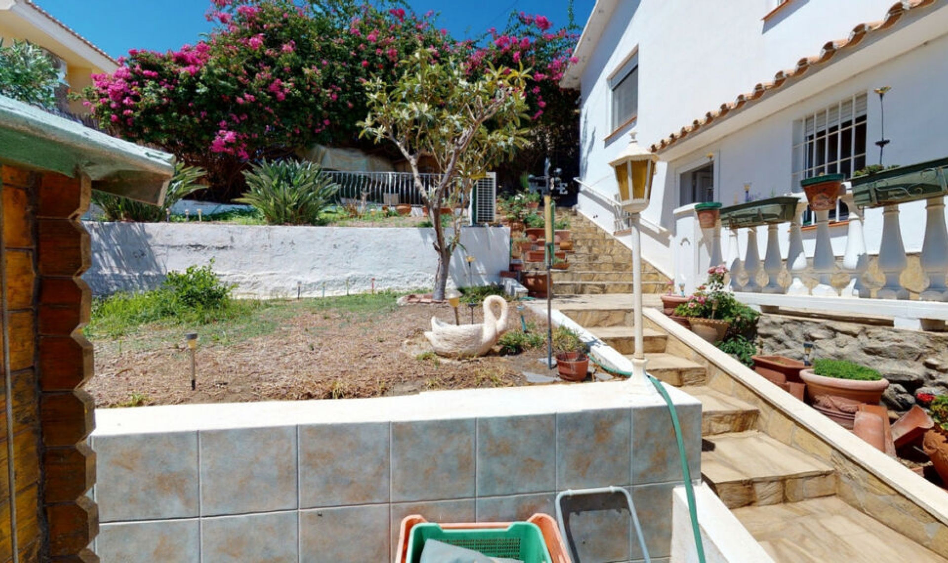 Resale - House -
Torrox Costa