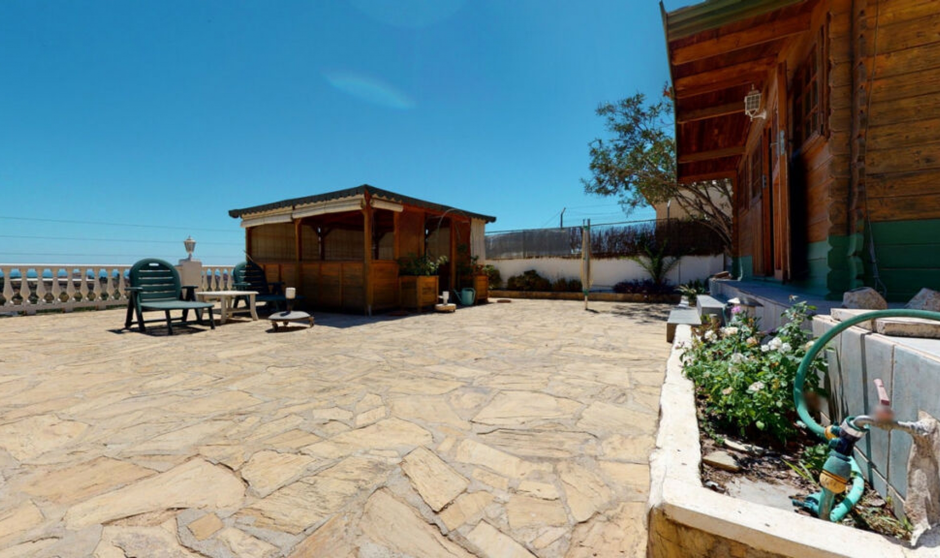 Resale - House -
Torrox Costa