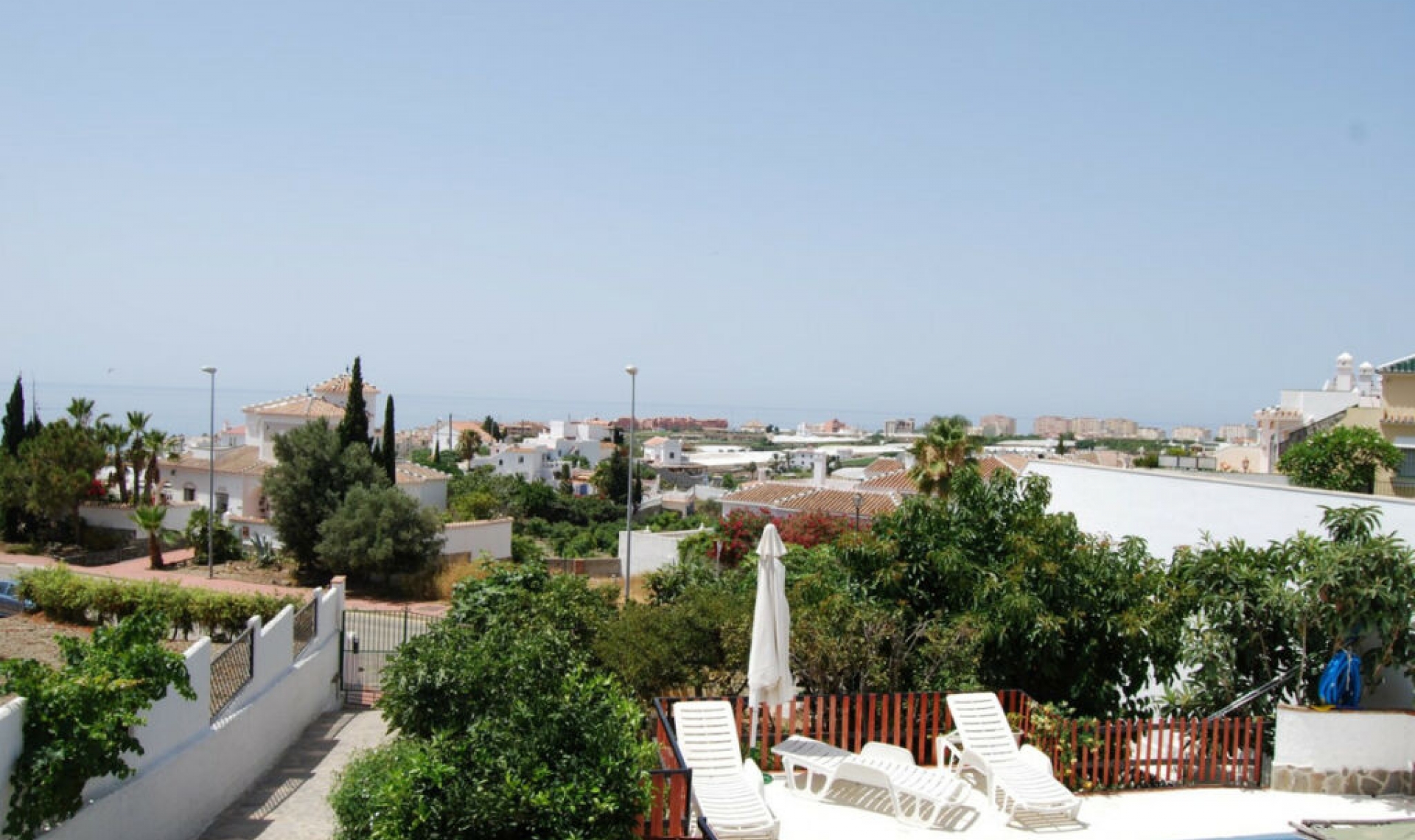 Resale - House -
Torrox Costa