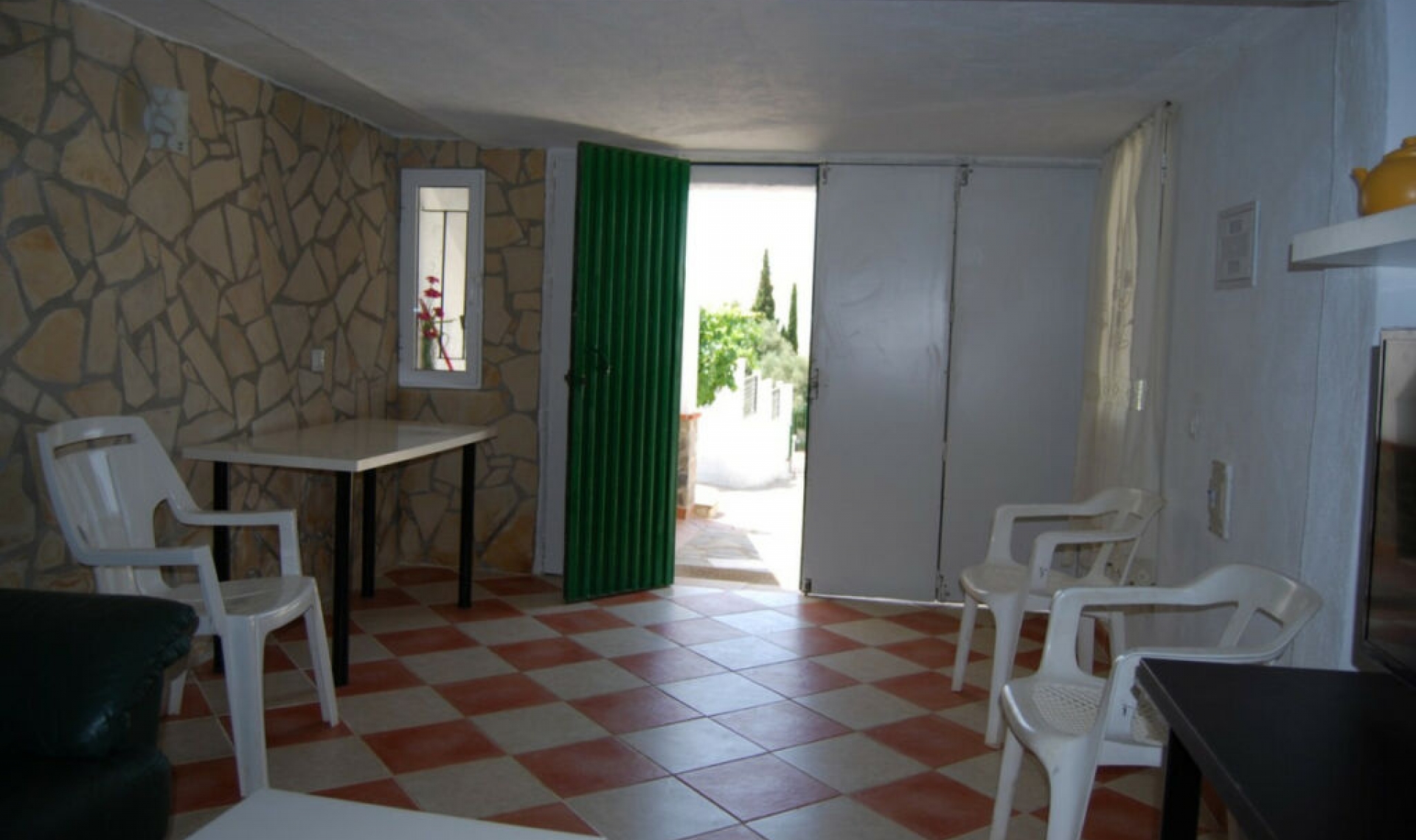 Resale - House -
Torrox Costa