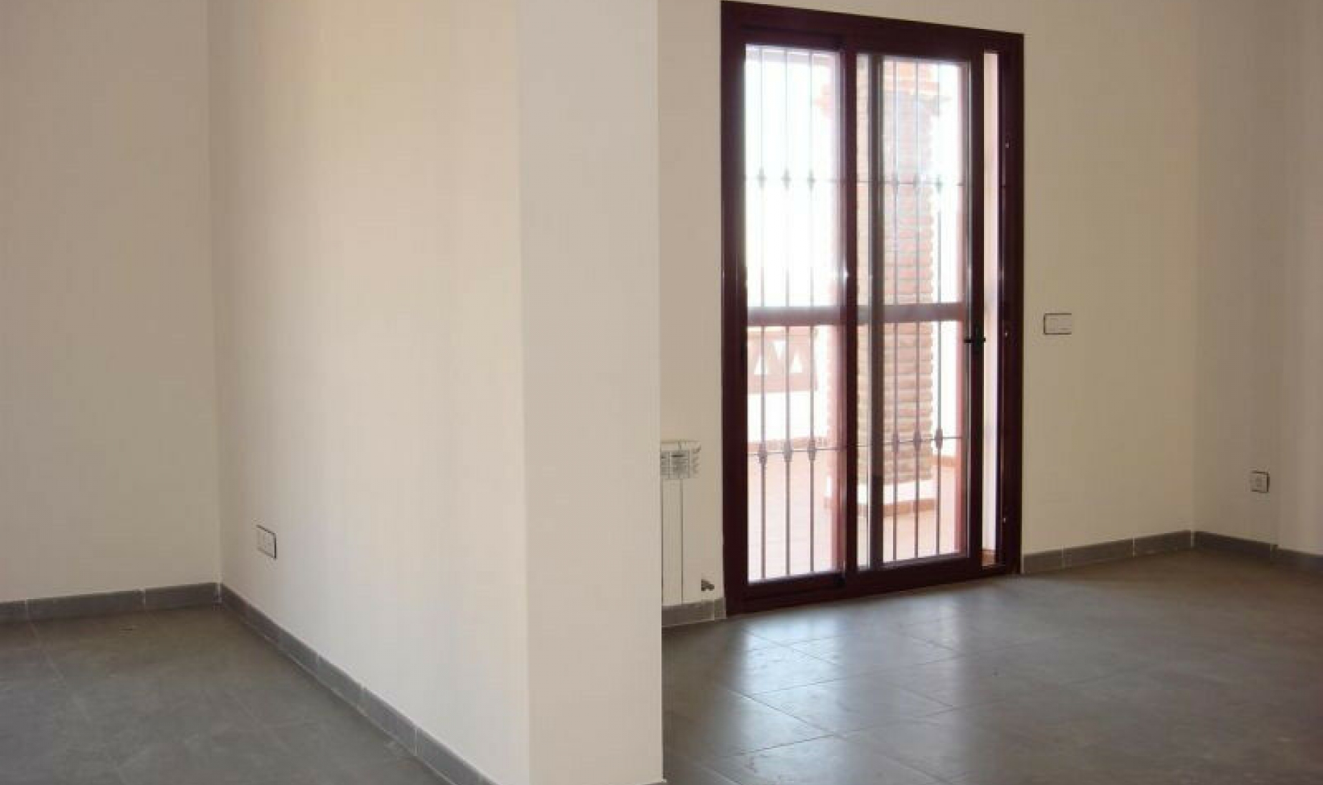 Resale - House -
Torrox Costa