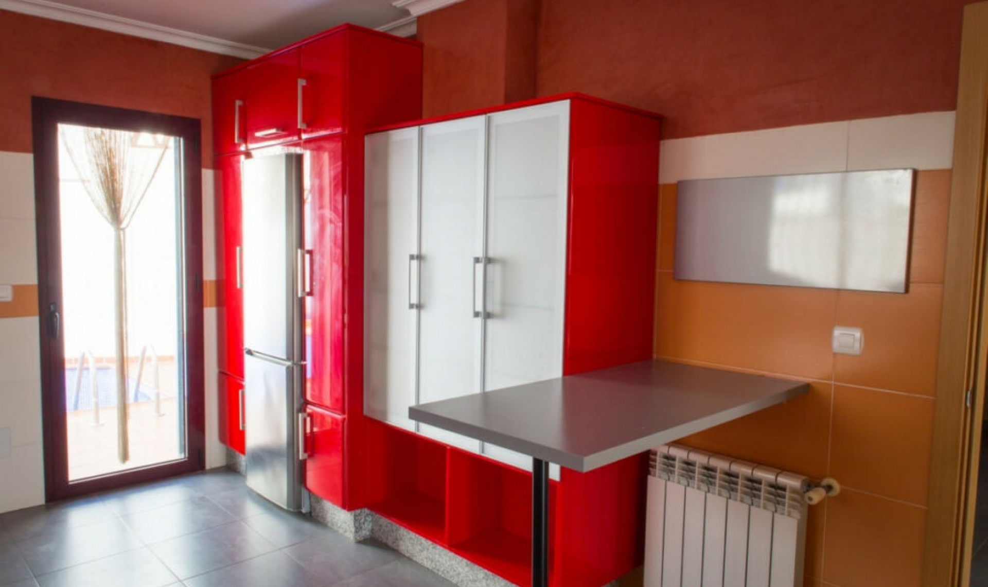 Resale - House -
Torrox Costa