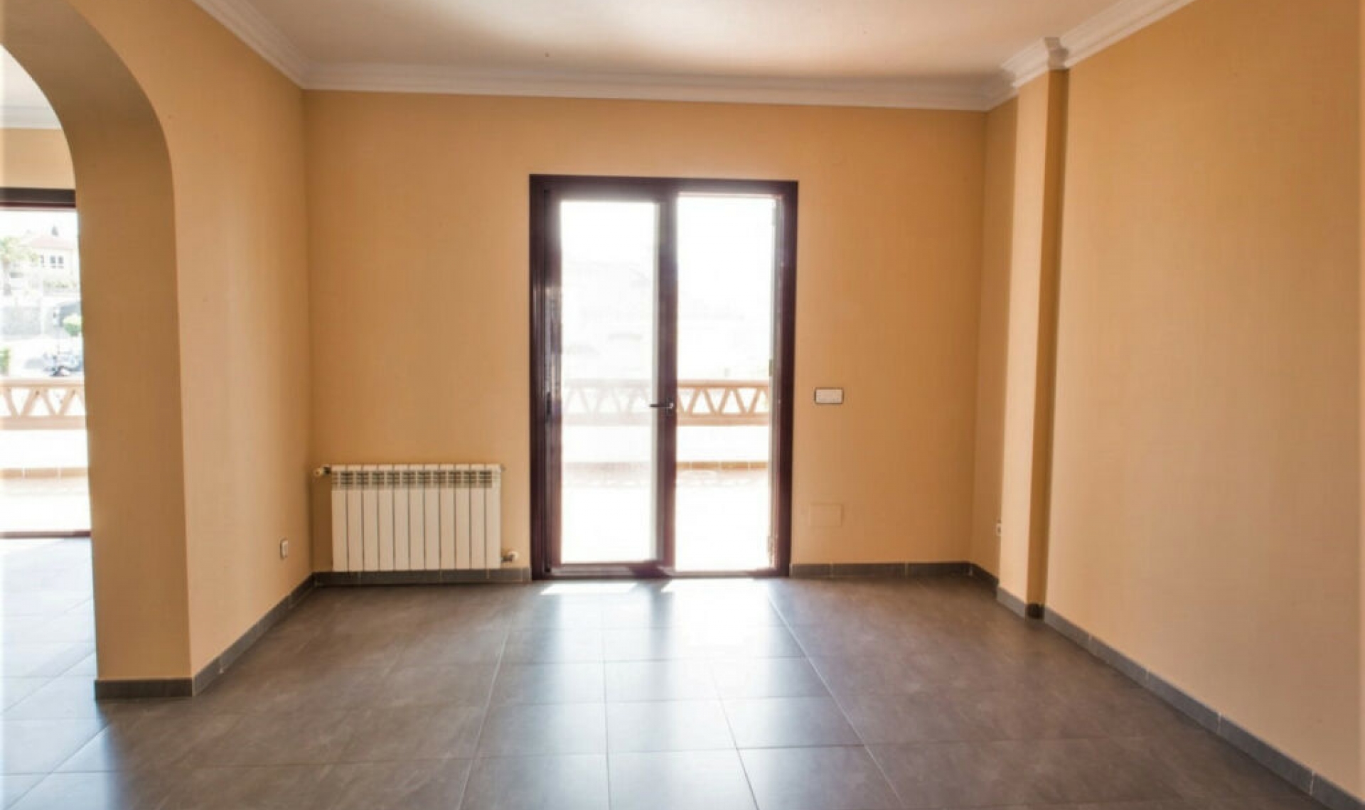 Resale - House -
Torrox Costa