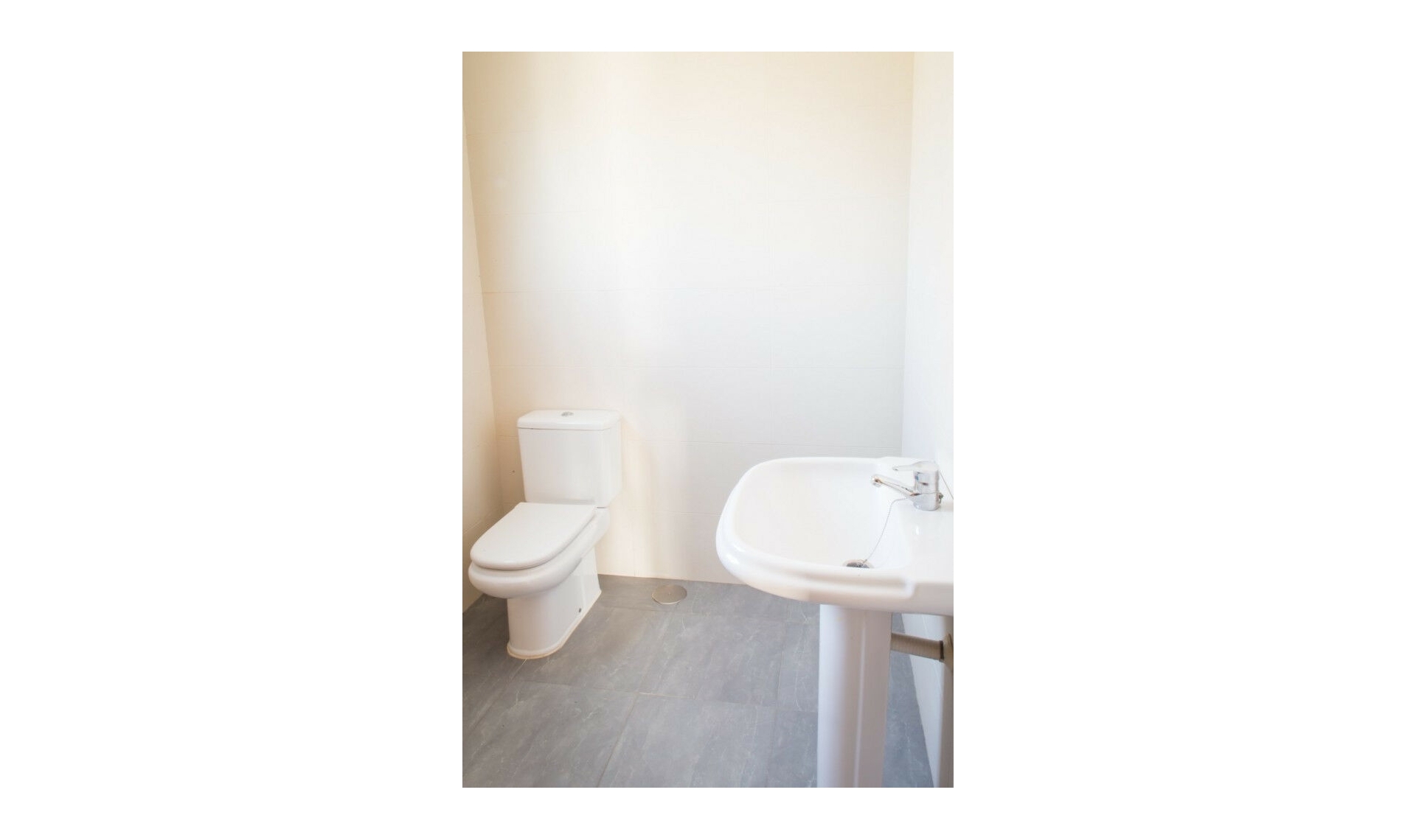 Resale - House -
Torrox Costa