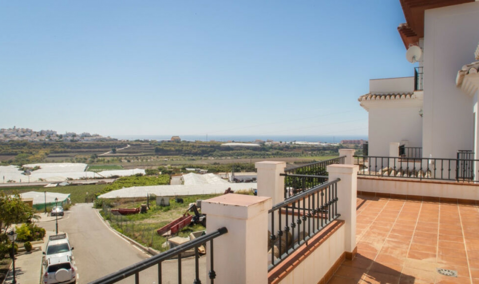 Resale - House -
Torrox Costa