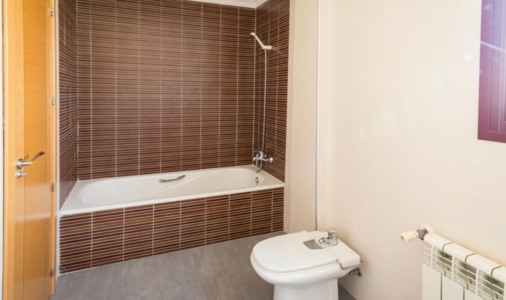 Resale - House -
Torrox Costa