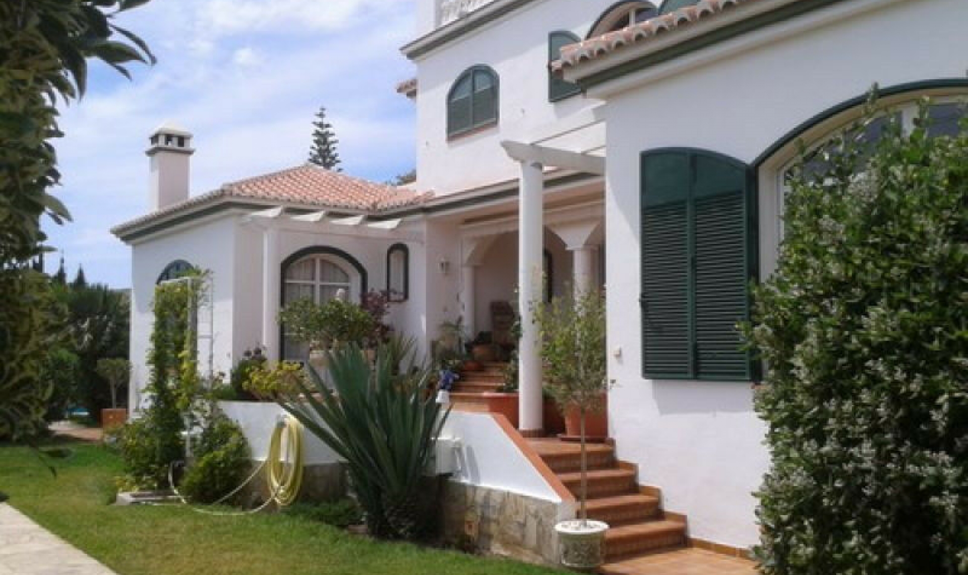 Resale - House -
Torrox Costa