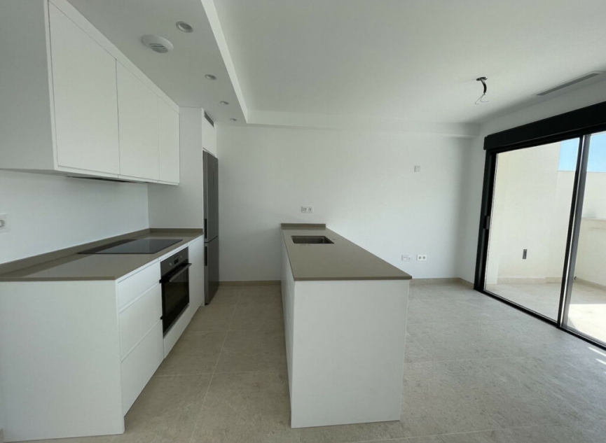 Resale - House -
Torrox Costa