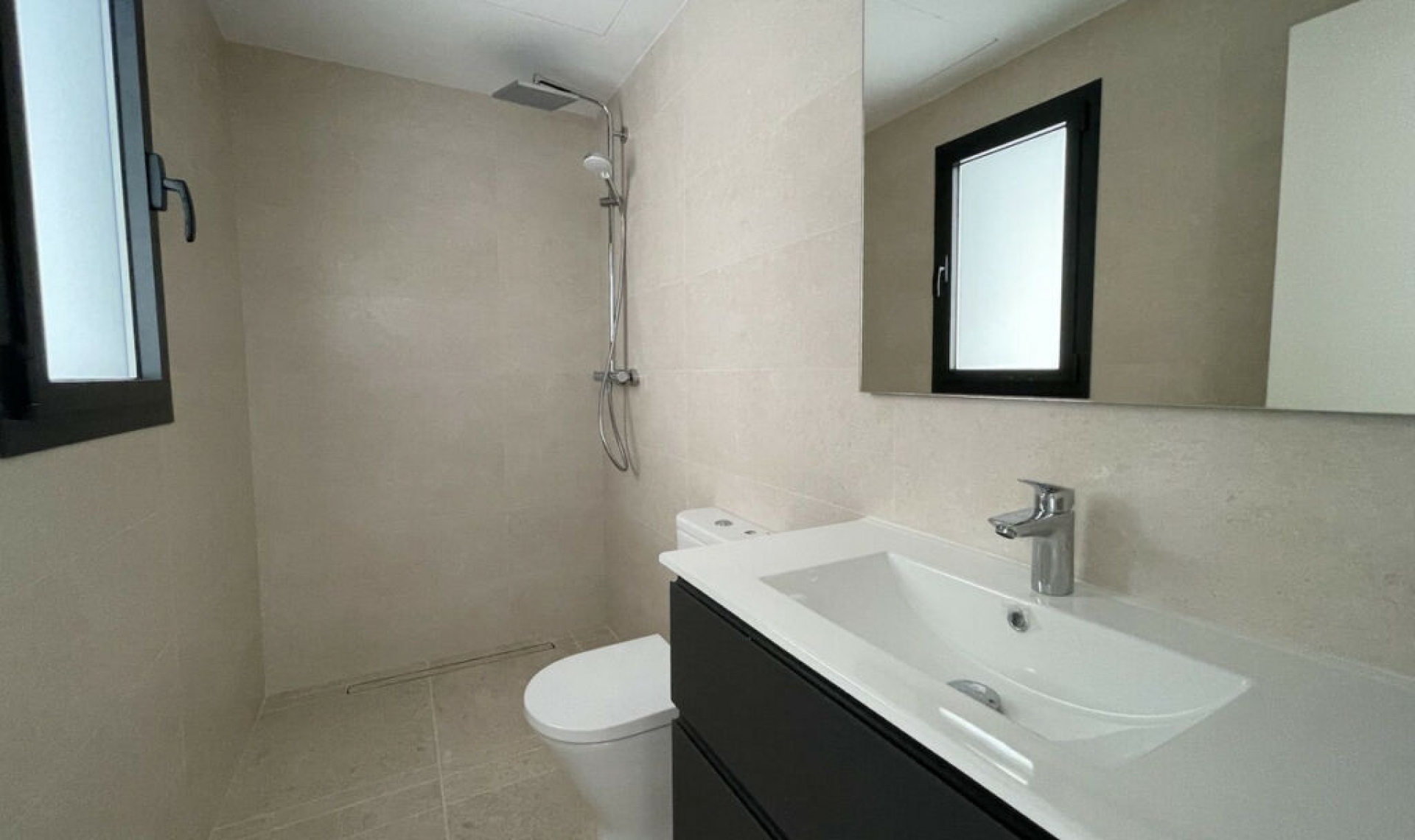 Resale - House -
Torrox Costa