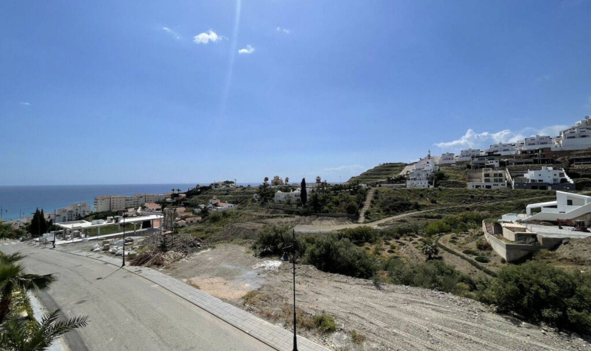 Resale - House -
Torrox Costa